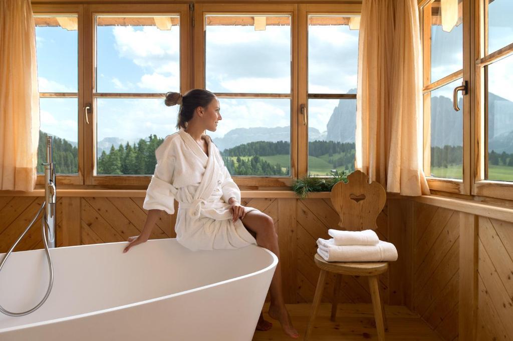 Sporthotel Sonne Алпе ди Сиуси Екстериор снимка